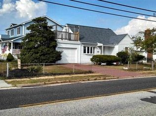 1111 W Beach Ave, Brigantine, NJ 08203