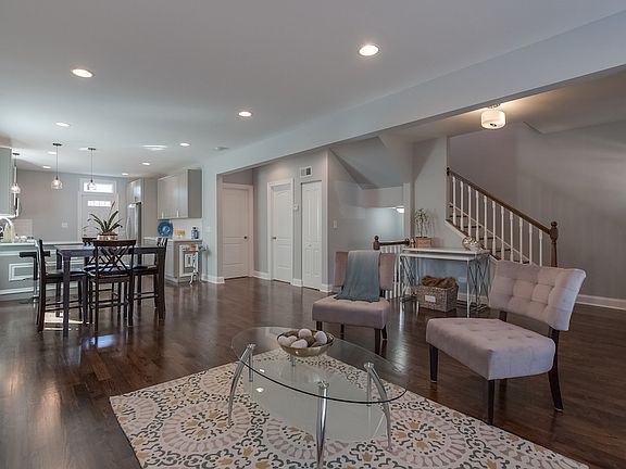 5th image of 3522 Cuyler Ave