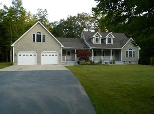 27 Rankin St, Springvale, ME 04083