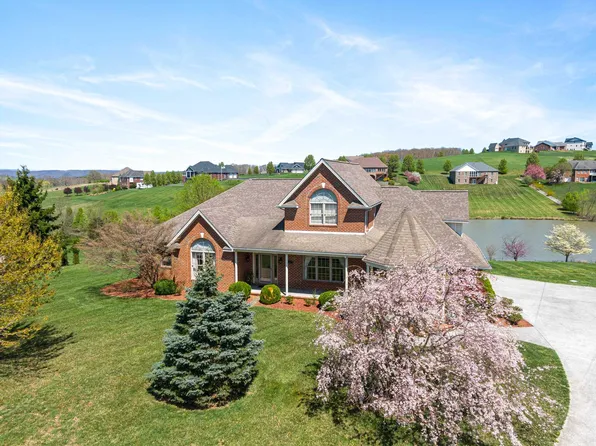 2360 Lake Vista Dr, Christiansburg, VA 24073