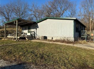32959 W 128th St, Excelsior Springs, MO 64024