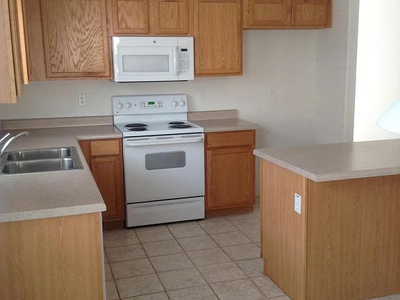 4th image of 3754 W Santa Cruz Ave