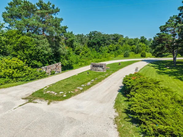 (undisclosed Address), Harvard, IL 60033