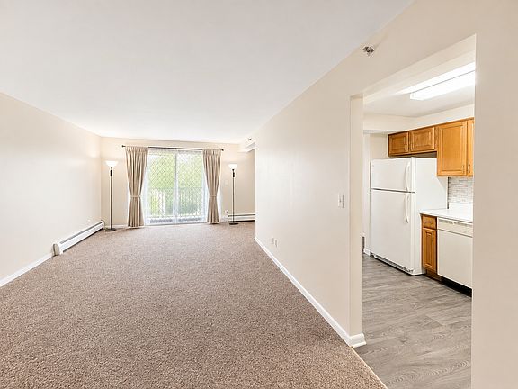3rd image of 1 Villa Verde Dr APT 211