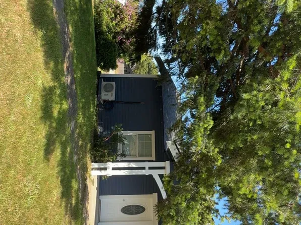 1911 Maple St, North Bend, OR 97459