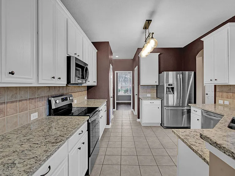 6005 Pine Meadow Ln — Photo 14