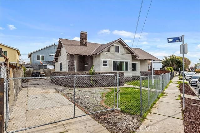 1st image of 3800 Woodlawn Ave
