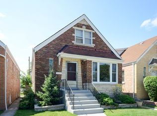 7031 W Armitage Ave, Chicago, IL 60707