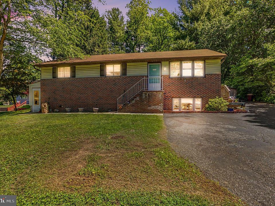 1st image of 2604 Cub Hill Rd