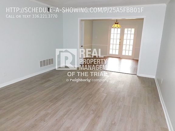 2nd image of 3212B Regents Park Ln
