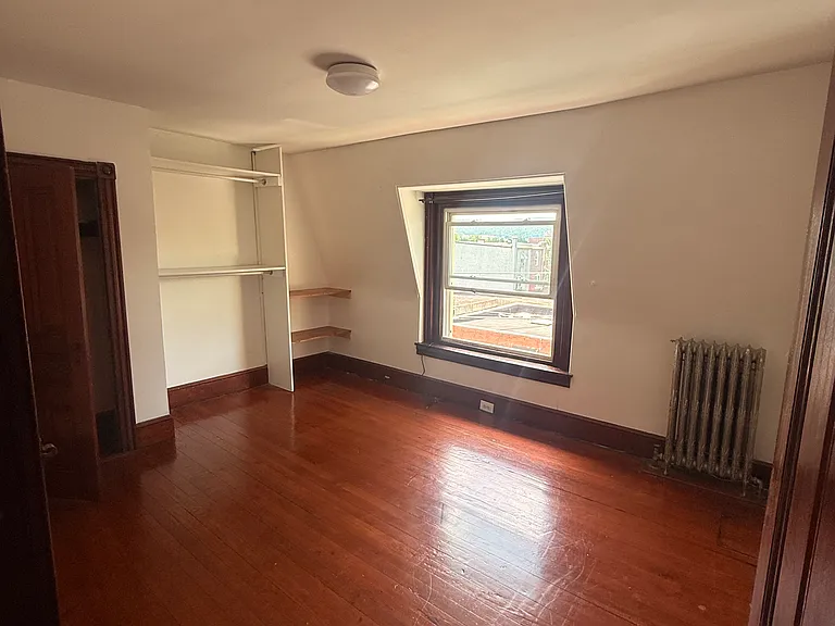 517 Windsor St #1 — Photo 16