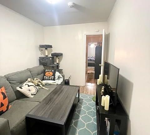 2nd image of 90 Jordan Ave APT 8