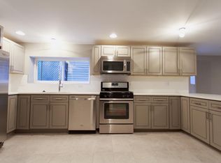 5012 N Ridgeway Ave #B, Chicago, IL 60625