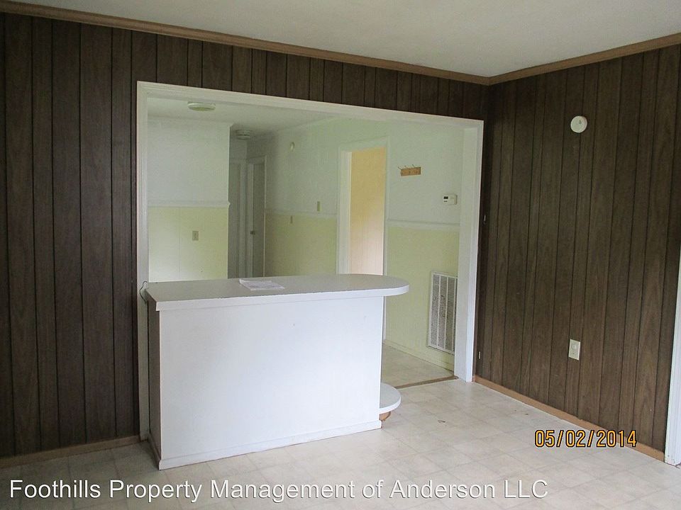 2nd image of 820 Whiten Rd