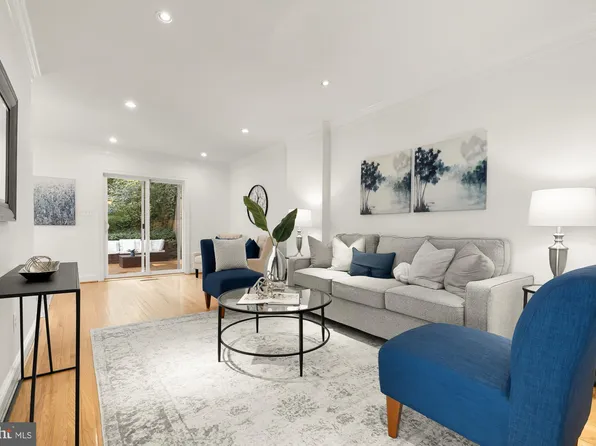 3646 Alton Pl NW, Washington, DC 20008