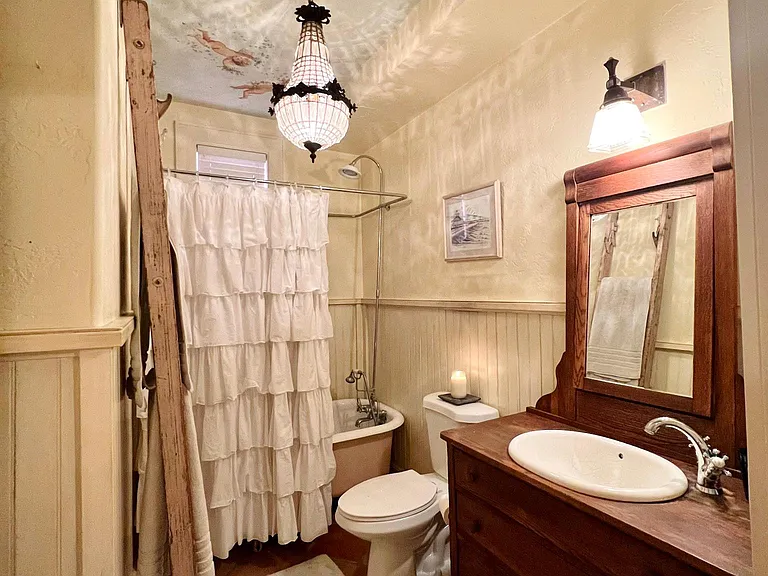 1221 N Palm Ave #205 — Photo 9