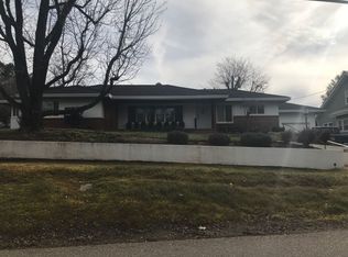 912 N Main St, Jackson, CA 95642