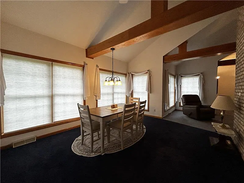 3 bed, $3,500 — Photo 4
