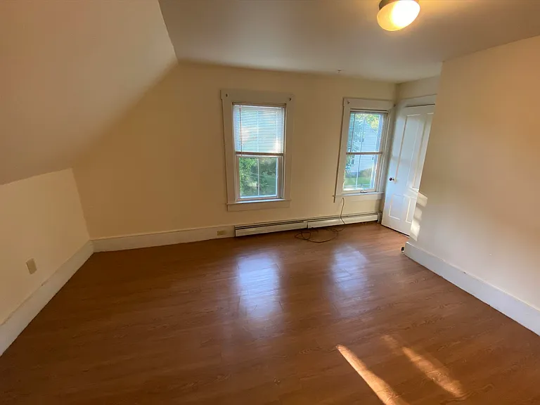 35 Winchester Ct — Photo 11
