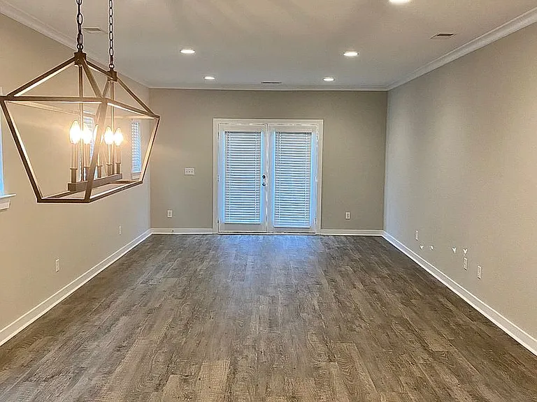 240 Creek Run Way — Photo 6