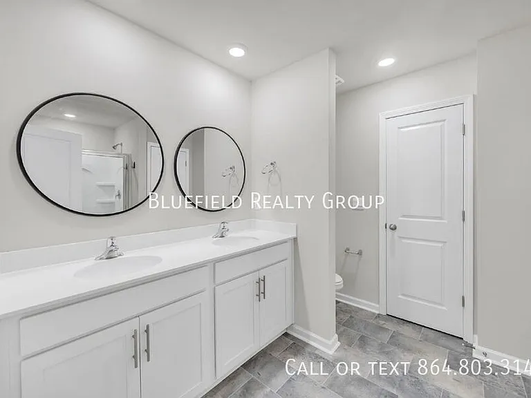 1329 Wunder Way — Photo 16