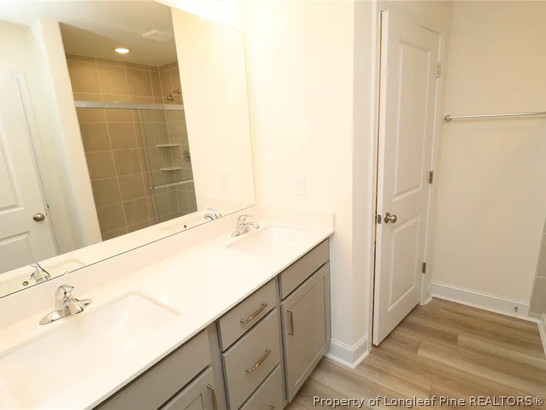 961 Kensley Grove Ln — Photo 27