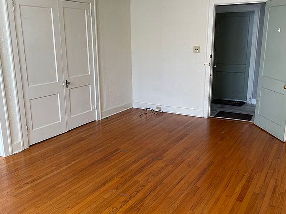 4th image of 1301 Napoleon Ave E #0