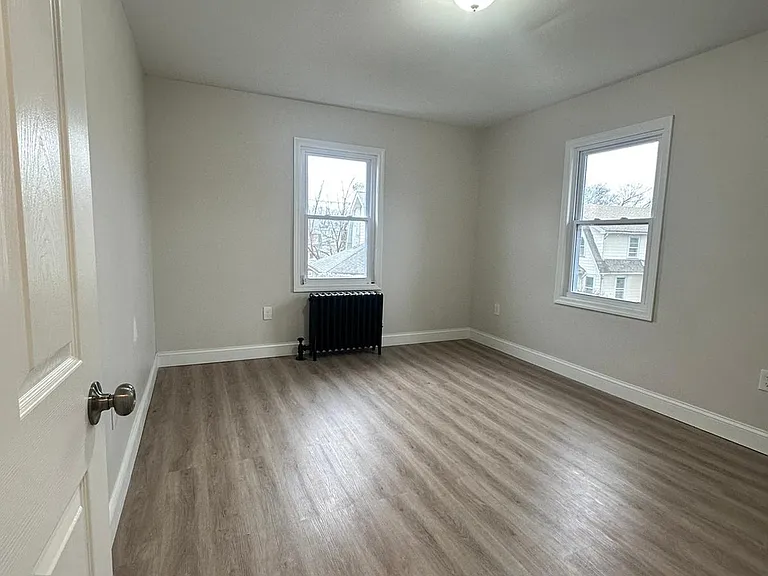 181 W Stearns St — Photo 16