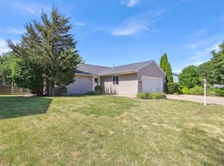 2811 Rachel Rd, Champaign, IL 61822