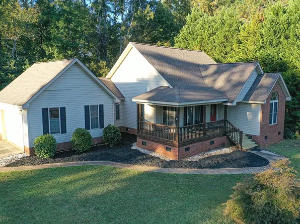 1101 Laurel Ave E, Greenwood, SC 29649