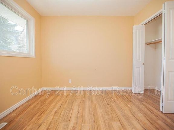 5th image of 16429 88th Ave NW