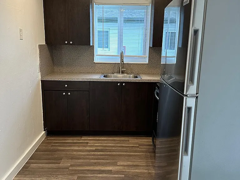 465 Ali Baba Ave #2 — Photo 8