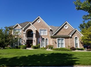 2239 Sable Oaks Dr, Naperville, IL 60564