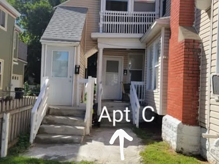1143 Madison Ave SE #C — Photo 22