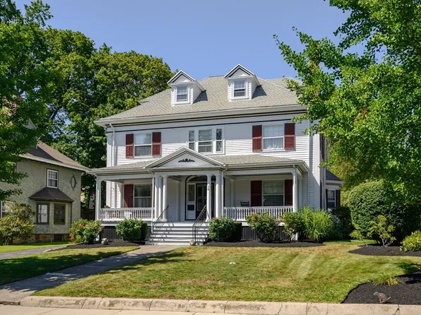 16 Beaumont St, Dorchester, MA 02124