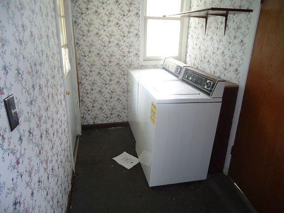 5th image of 44 Parker St