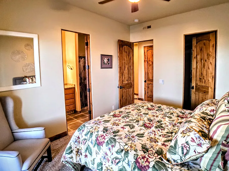 2394 W Valley View Dr #2 — Photo 8