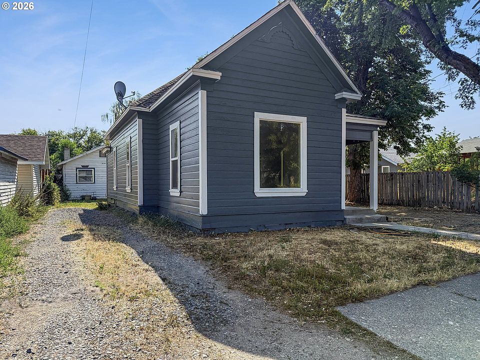 1st image of 2530 5th St