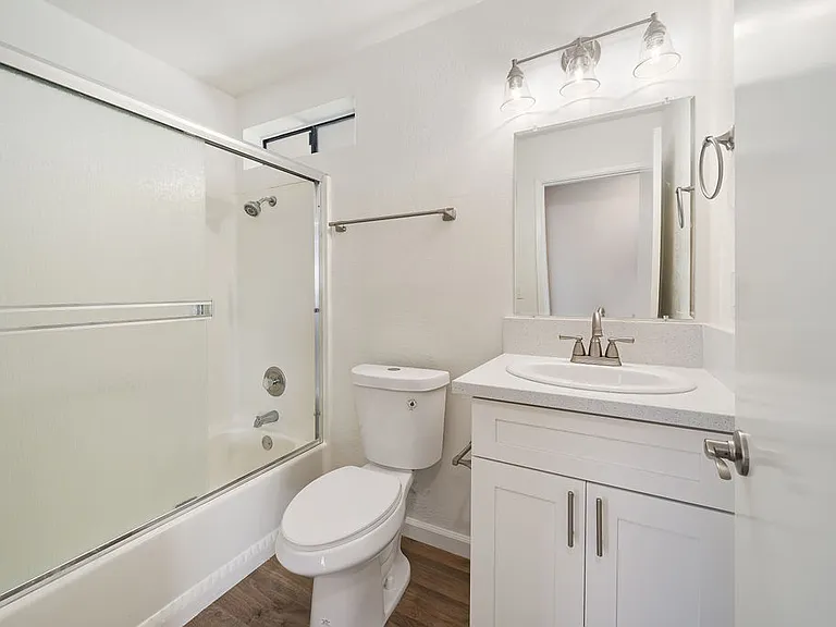 241 Ocean View Ave #O — Photo 11
