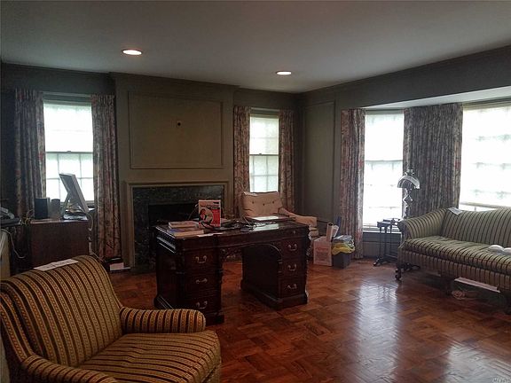 4th image of 27 Candlewood Path