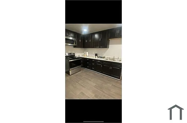 Building Photo - 1021 McMillon Ave SW #C
