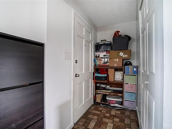 5th image of 105 McCraw Dr