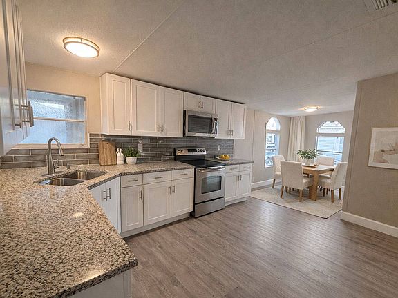 3rd image of 1251 Marsh Creek Ln