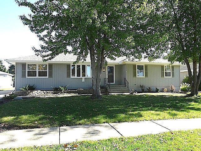 1st image of 1712 Cecily Dr