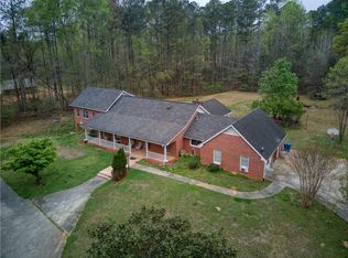 110 Melanie Ln, Fayetteville, GA 30214