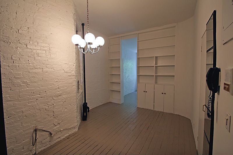 1st image of 632 E 14th St APT 3