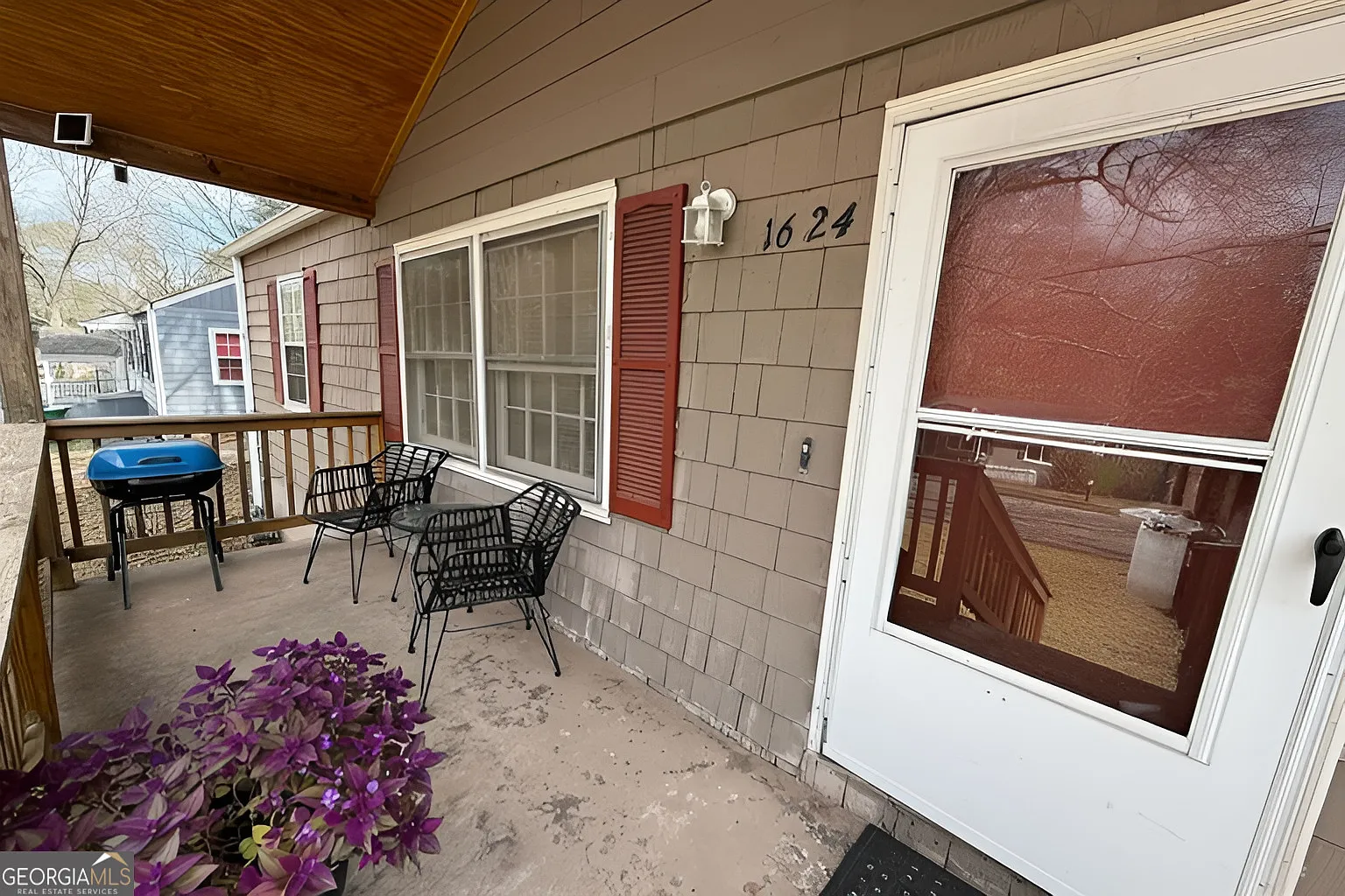 2 bed, 1.0 bath, 768 sqft, $1,700 — Photo 2