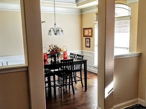 5th image of 107 Winterwood Ct