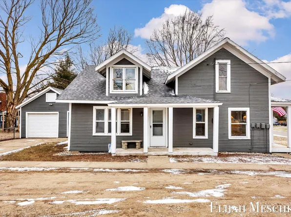 509 Watson St, Coopersville, MI 49404