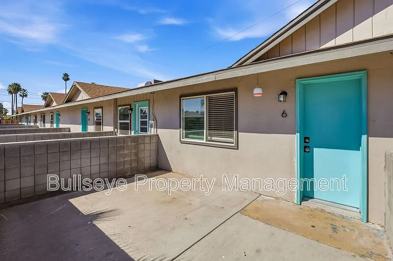 Building Photo - 840 E Turney Ave #6